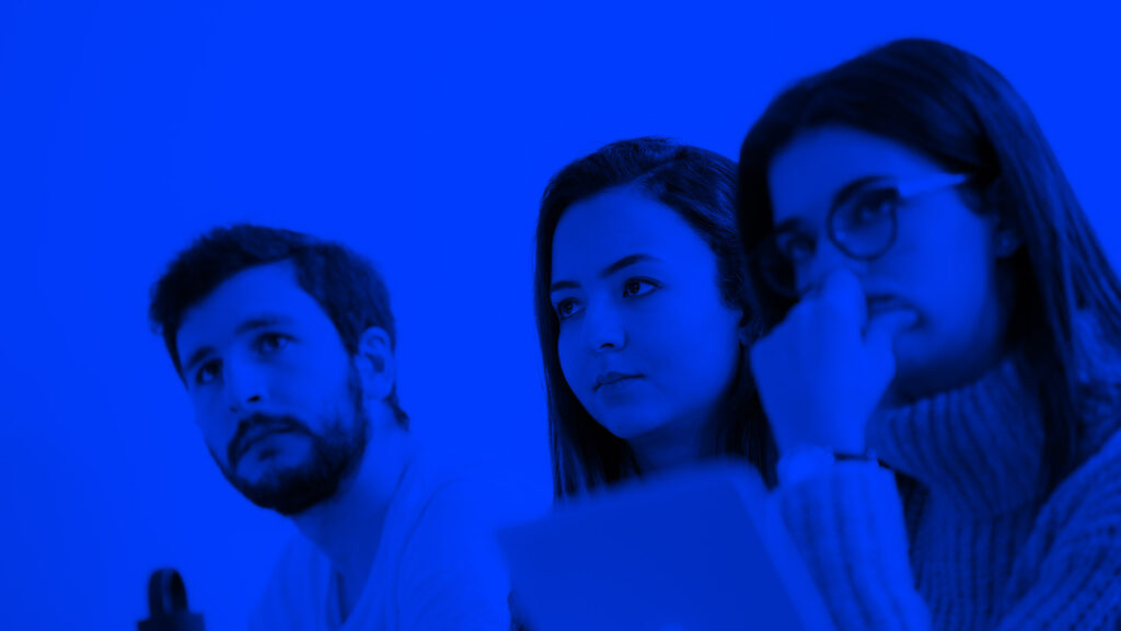 BALANCING TECHNOLOGY AND HUMAN INTERACTION IN LUXURY HOSPITALITY | Can AI Enhance the Guest Experience Without Compromising the Essence of Service?