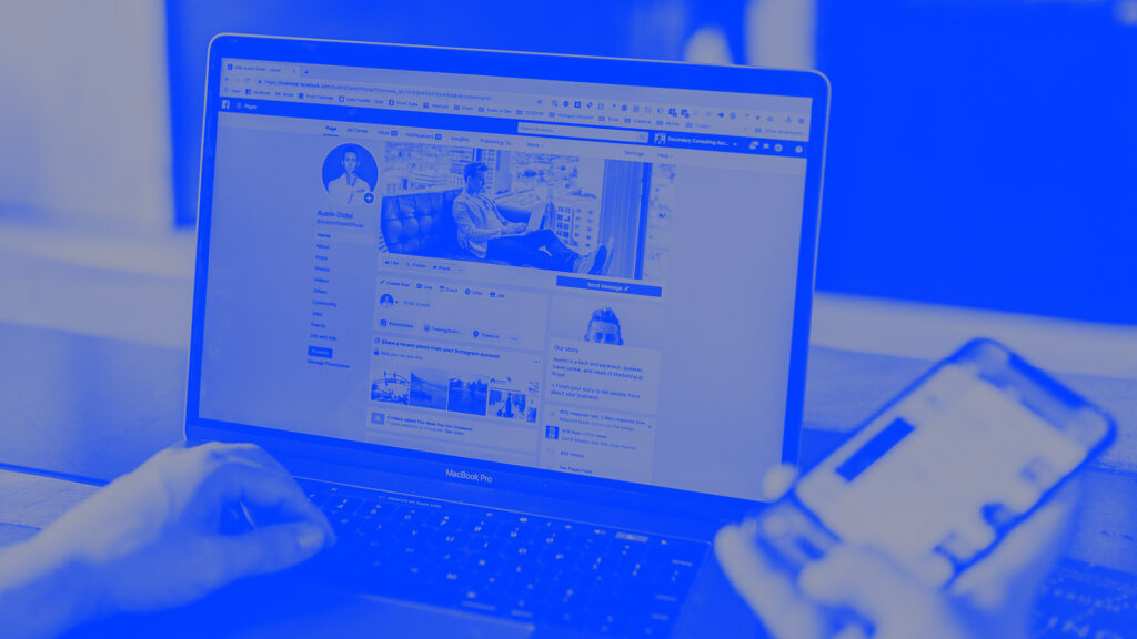 LAISSEZ-FAIRE OR POLICING SOCIAL NETWORKS